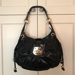 HYPE patent leather shoulder bag
